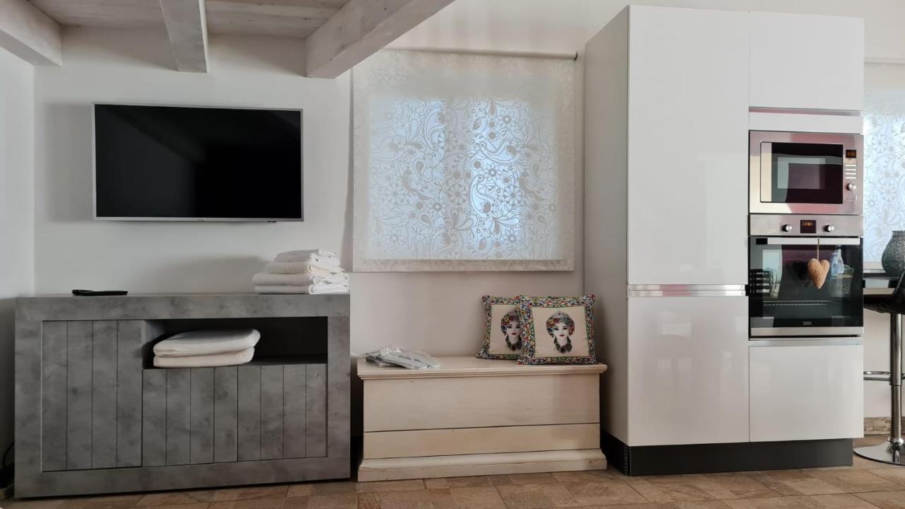Appartement Dependance Oscar à Carrozziere Fonte Ciane Extérieur photo